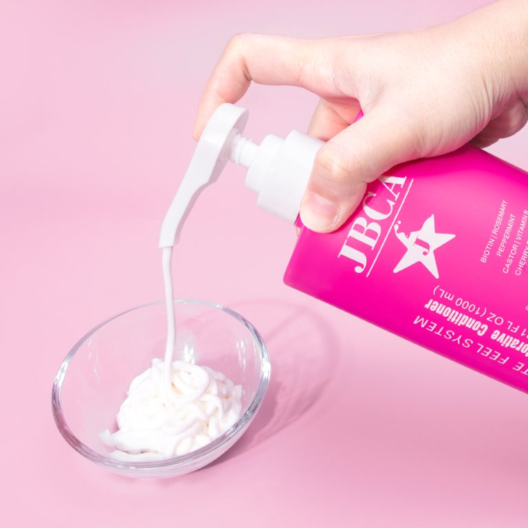 Thickening Strengthening & Restorative Conditioner - Image 9